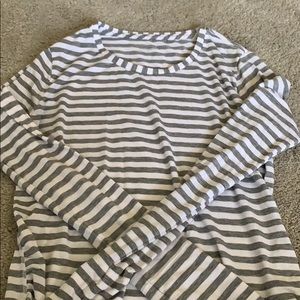 Gap maternity top